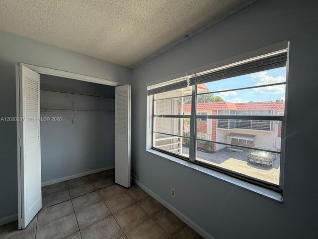 3550 NW 8th Avenue 713, Pompano Beach, FL 33064