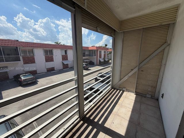 3550 NW 8th Avenue 713, Pompano Beach, FL 33064