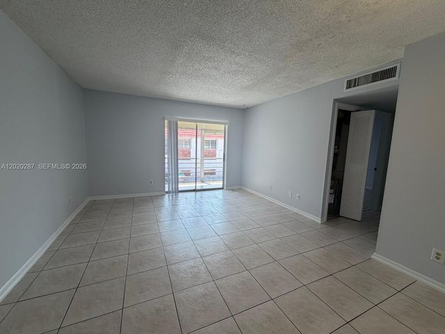 3550 NW 8th Avenue 713, Pompano Beach, FL 33064