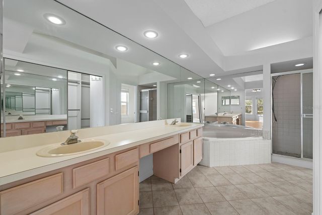 1227 CLAYS TRAIL, Oldsmar, FL 34677