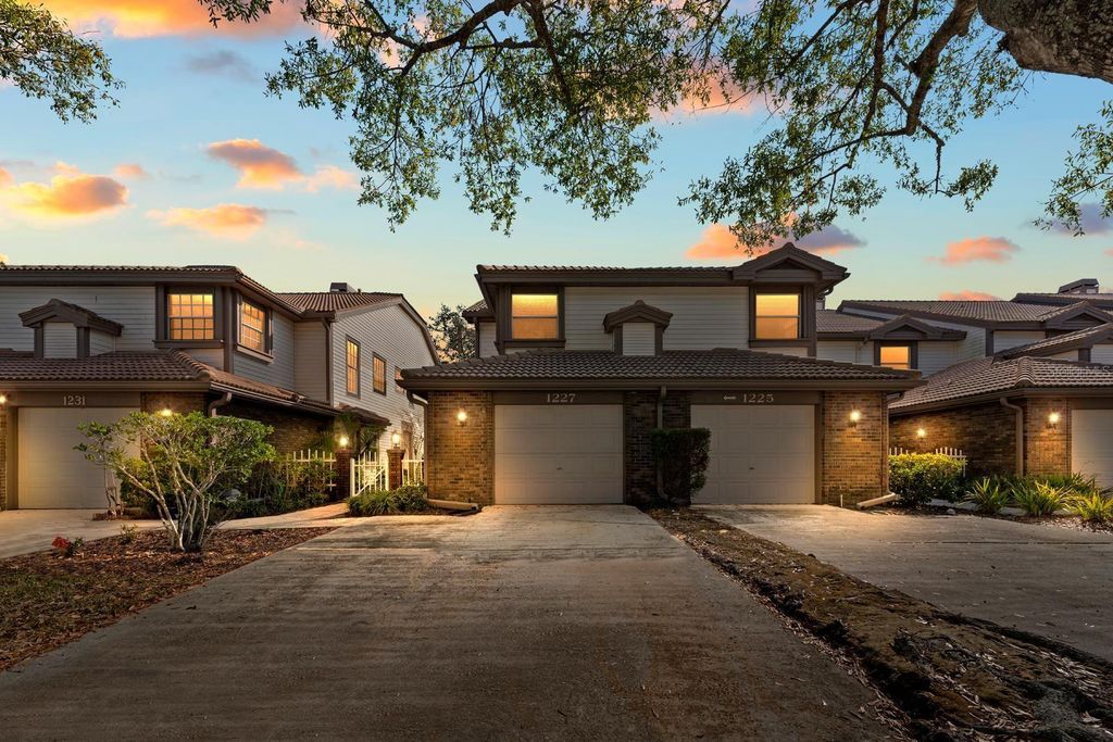 1227 CLAYS TRAIL, Oldsmar, FL 34677