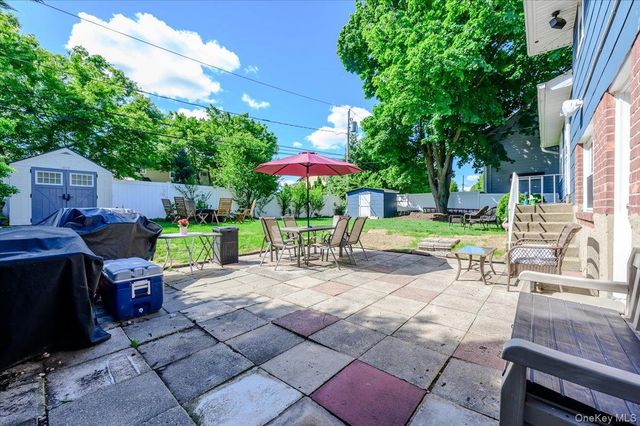 120 Sutton Drive, Plainview, NY 11803