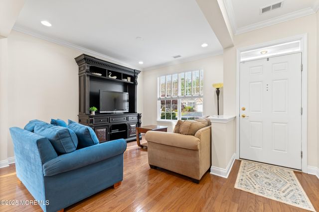 43 Marlow Drive, Jackson, NJ 08527