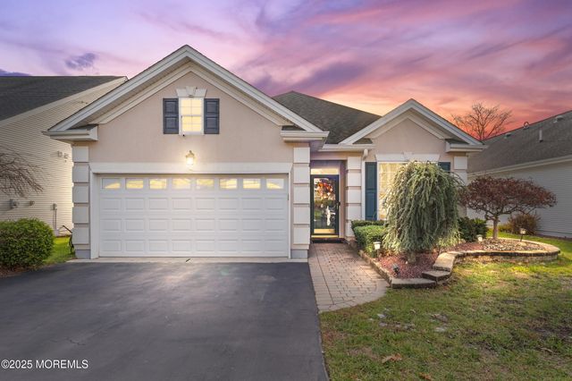 43 Marlow Drive, Jackson, NJ 08527