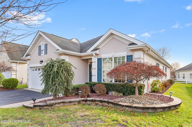 43 Marlow Drive, Jackson, NJ 08527