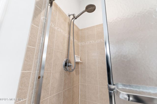 43 Marlow Drive, Jackson, NJ 08527