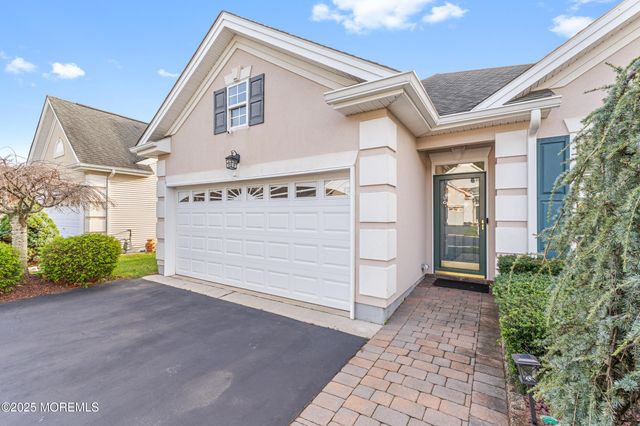 43 Marlow Drive, Jackson, NJ 08527