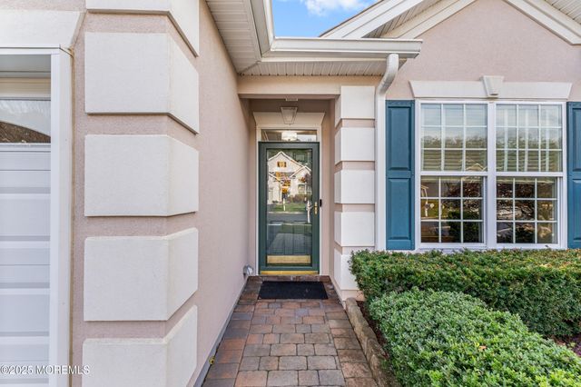 43 Marlow Drive, Jackson, NJ 08527