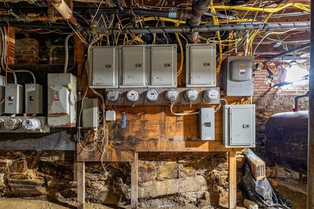 166-168 W Main St, Orange, MA 01364