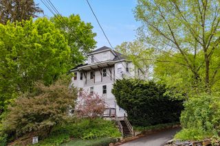 166-168 W Main St, Orange, MA 01364