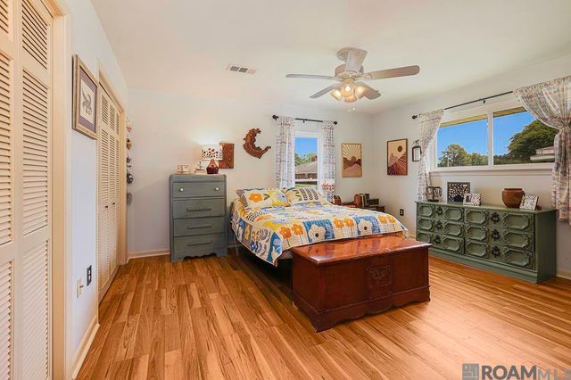 8958 Cottage Dr, Baton Rouge, LA 70806