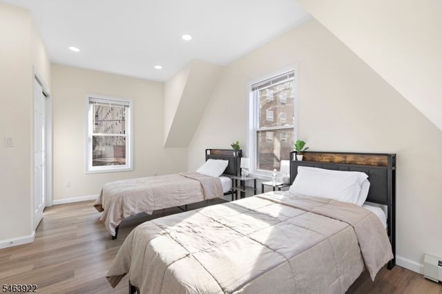 6035 Buchanan Pl, West New York Town, NJ 07093