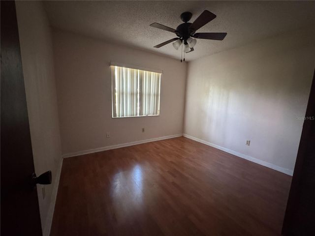 624 WOOD ROAD, Seffner, FL 33584