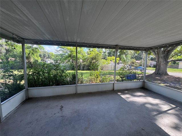 624 WOOD ROAD, Seffner, FL 33584