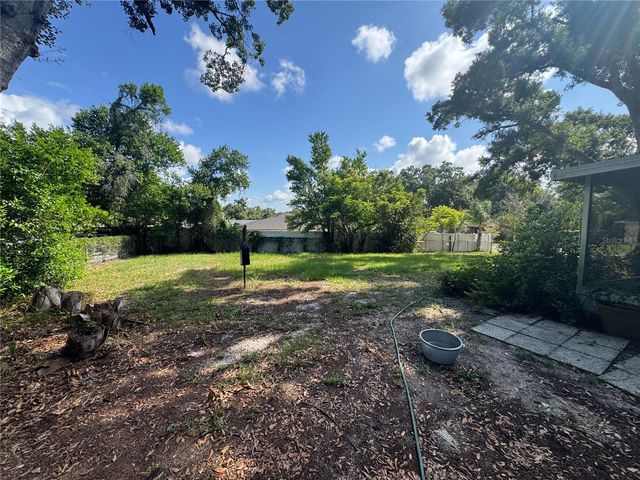 624 WOOD ROAD, Seffner, FL 33584