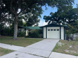 624 WOOD ROAD, Seffner, FL 33584