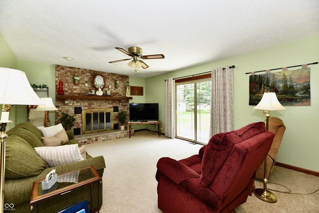4075 Lakewood Court, Clayton, IN 46118