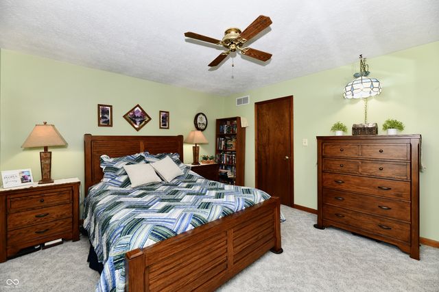 4075 Lakewood Court, Clayton, IN 46118