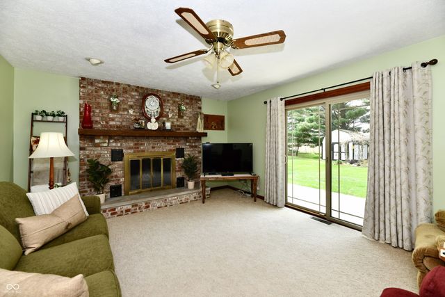4075 Lakewood Court, Clayton, IN 46118