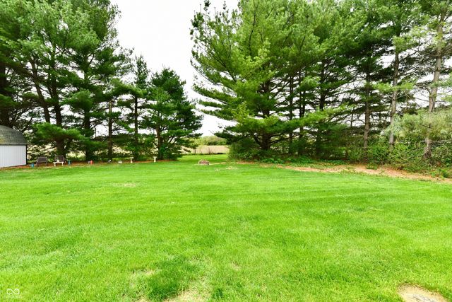 4075 Lakewood Court, Clayton, IN 46118