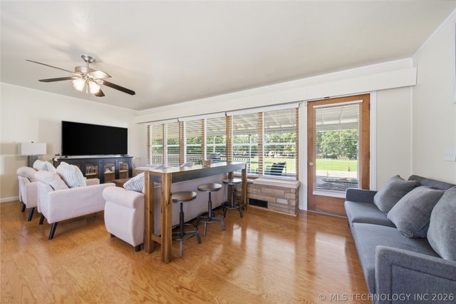 14 E Smith Avenue, Mcalester, OK 74501