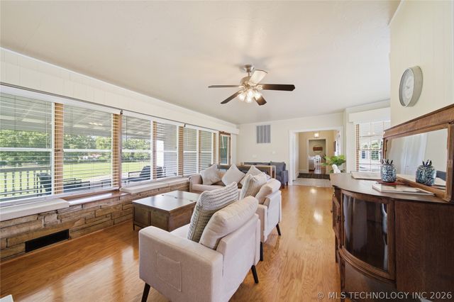 14 E Smith Avenue, Mcalester, OK 74501