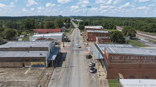 14 E Smith Avenue, Mcalester, OK 74501