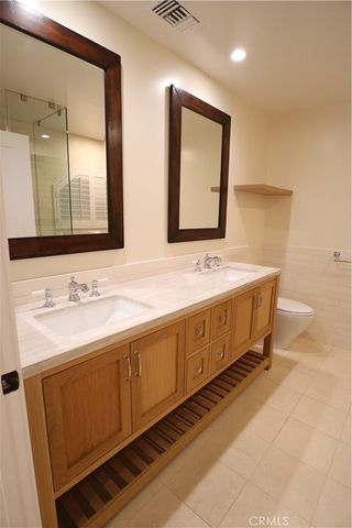 270 S Parkwood Avenue, Pasadena, CA 91107