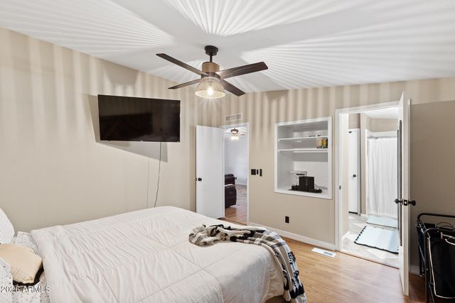 3716 W ROSE GARDEN Lane, Glendale, AZ 85308