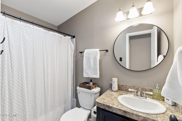 3716 W ROSE GARDEN Lane, Glendale, AZ 85308