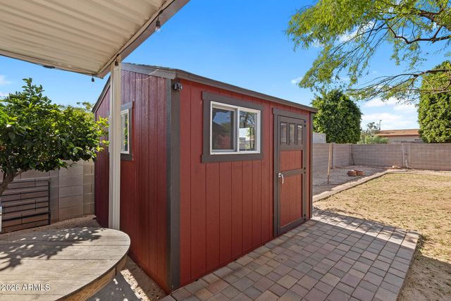 3716 W ROSE GARDEN Lane, Glendale, AZ 85308