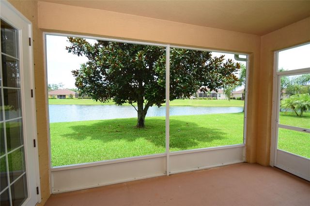 40 ARROWHEAD DRIVE, Palm Coast, FL 32137