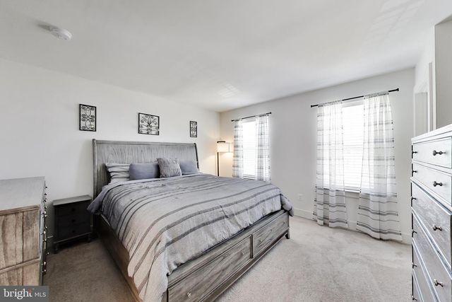 17751 KINGFISHER ISLE RD, Dumfries, VA 22026
