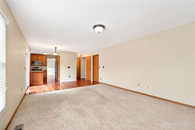 1792 Stedman Lane, Beavercreek, OH 45432