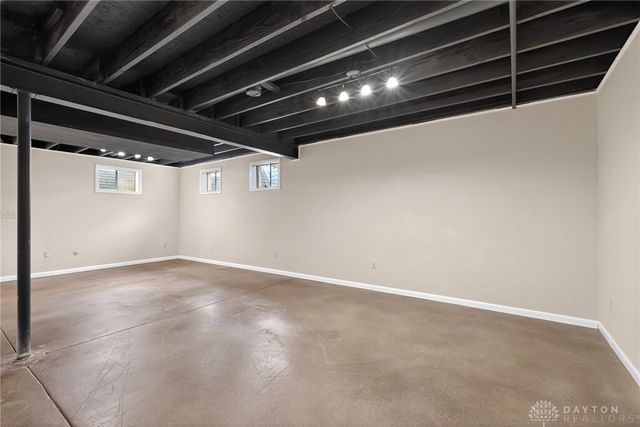 1792 Stedman Lane, Beavercreek, OH 45432