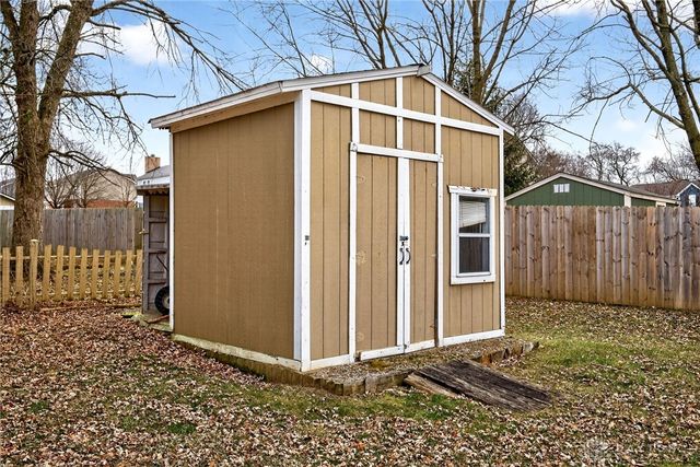 1792 Stedman Lane, Beavercreek, OH 45432