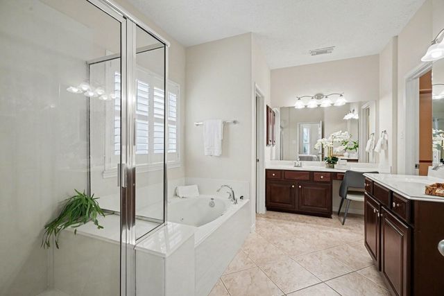 2742 Villa Pisa Lane, League City, TX 77573