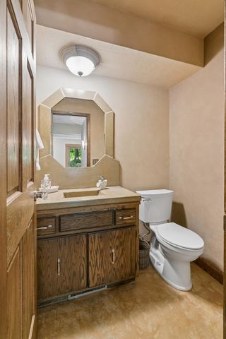 2009 Indian Road W, Minnetonka, MN 55305