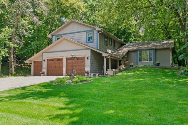 2009 Indian Road W, Minnetonka, MN 55305