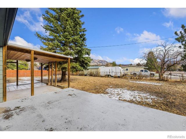 280 South Court, Estes Park, CO 80517