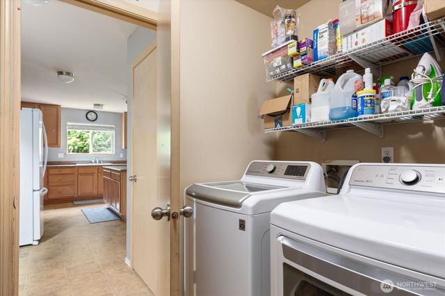 5300 Timber Ridge Dr, Mount Vernon, WA 98273