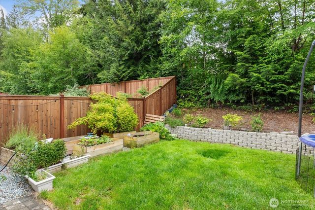 5300 Timber Ridge Dr, Mount Vernon, WA 98273