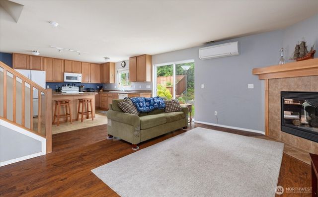 5300 Timber Ridge Dr, Mount Vernon, WA 98273