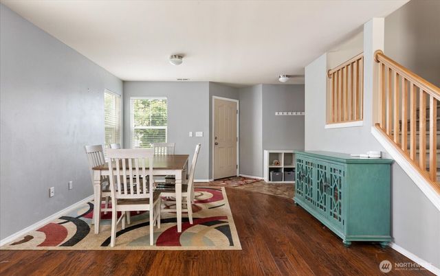 5300 Timber Ridge Dr, Mount Vernon, WA 98273