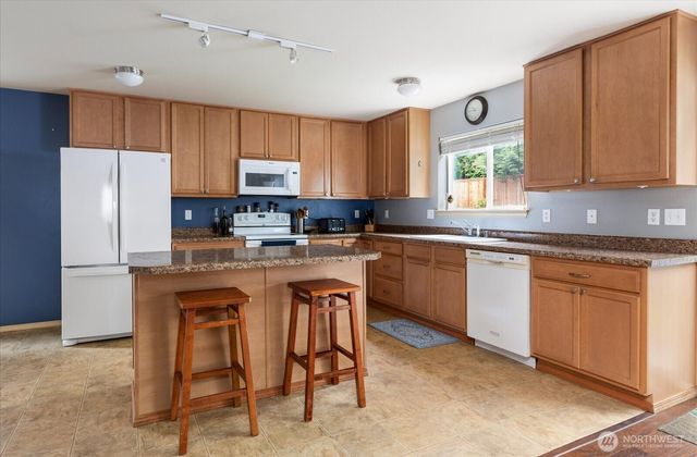 5300 Timber Ridge Dr, Mount Vernon, WA 98273
