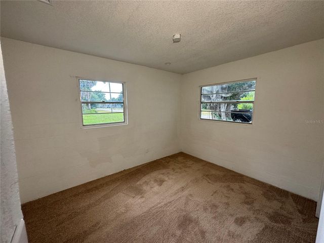 521 SHOWALTER AVENUE, Punta Gorda, FL 33950