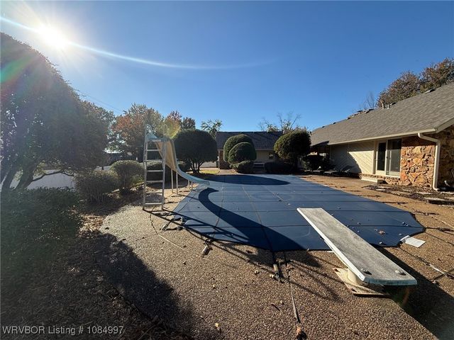 400 Ridge Drive, Sallisaw, OK 74955