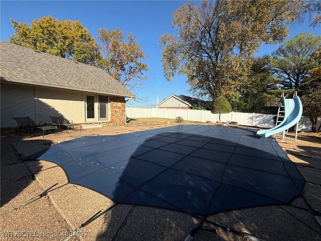400 Ridge Drive, Sallisaw, OK 74955