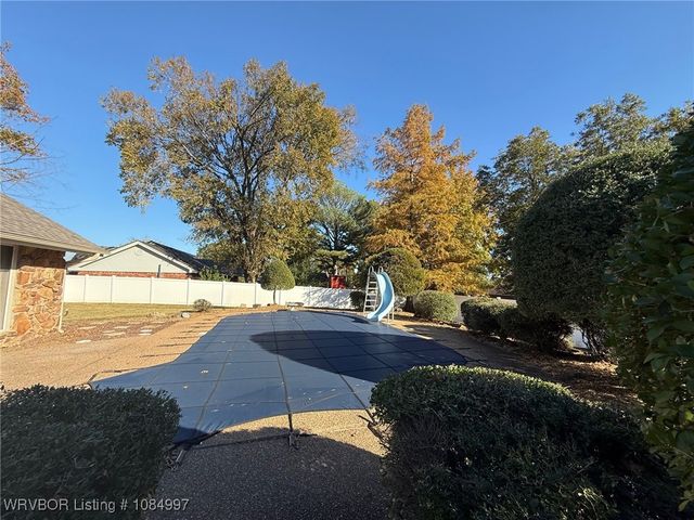 400 Ridge Drive, Sallisaw, OK 74955