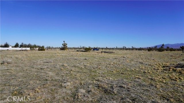 0 118th, Sun Village, CA 93543